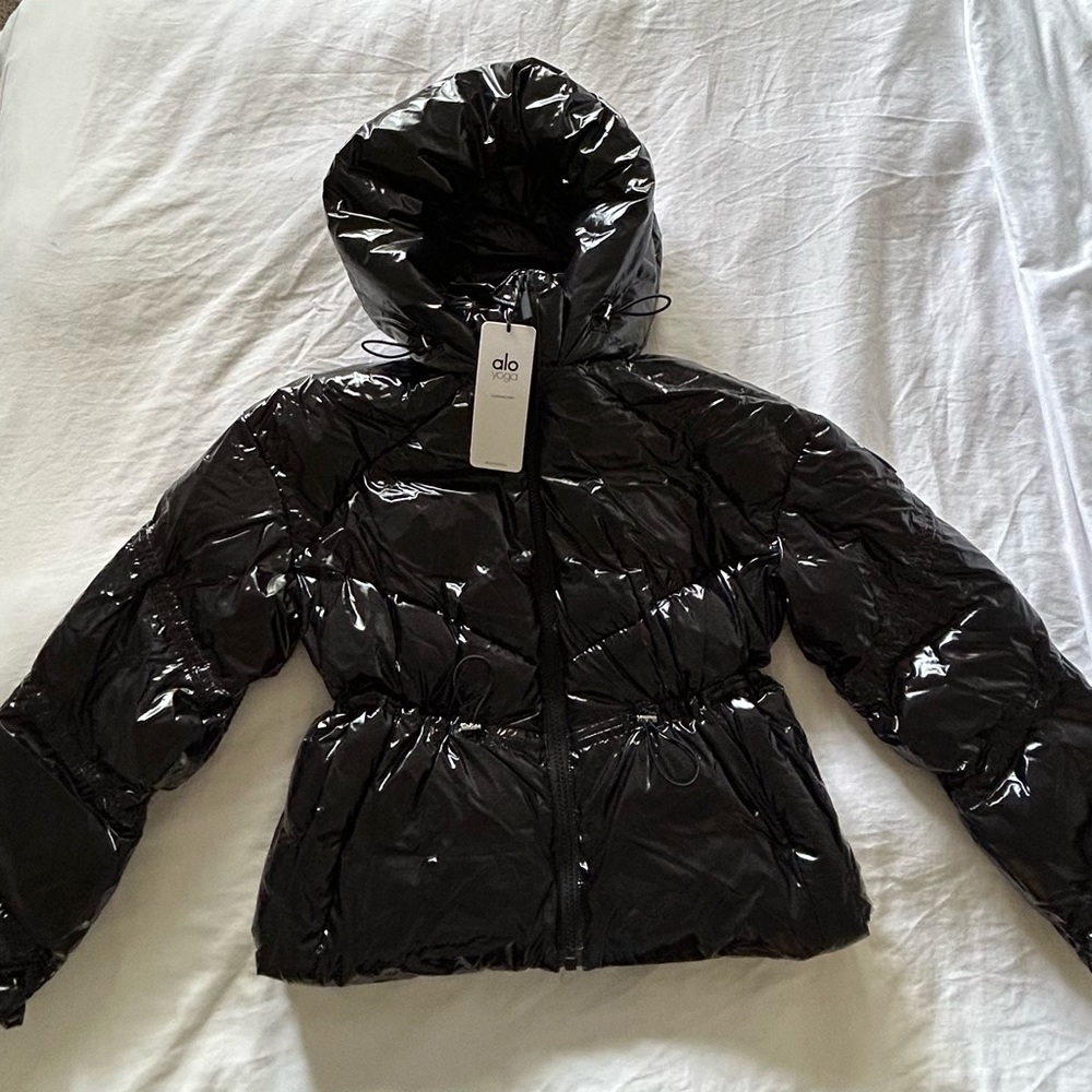 NWT Alo Yoga Stunner Puffer Jacket - Picture 2 of 3
